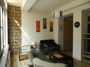  Zaza's Apartment  Тбилиси